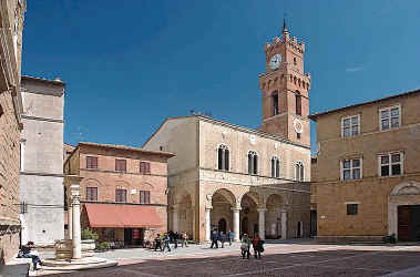 Pienza piazza